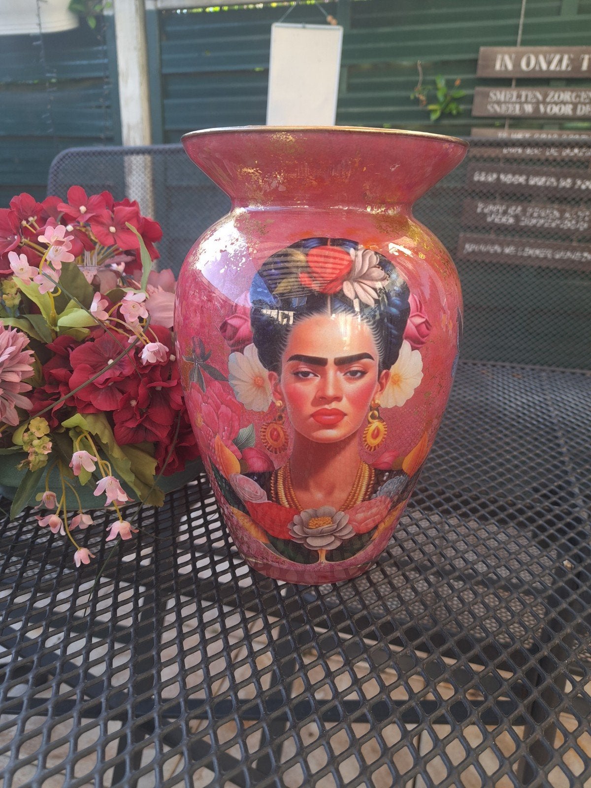Unieke Frida Kahlo vaas met vlinders en bloemen, Ophalen of Verzenden