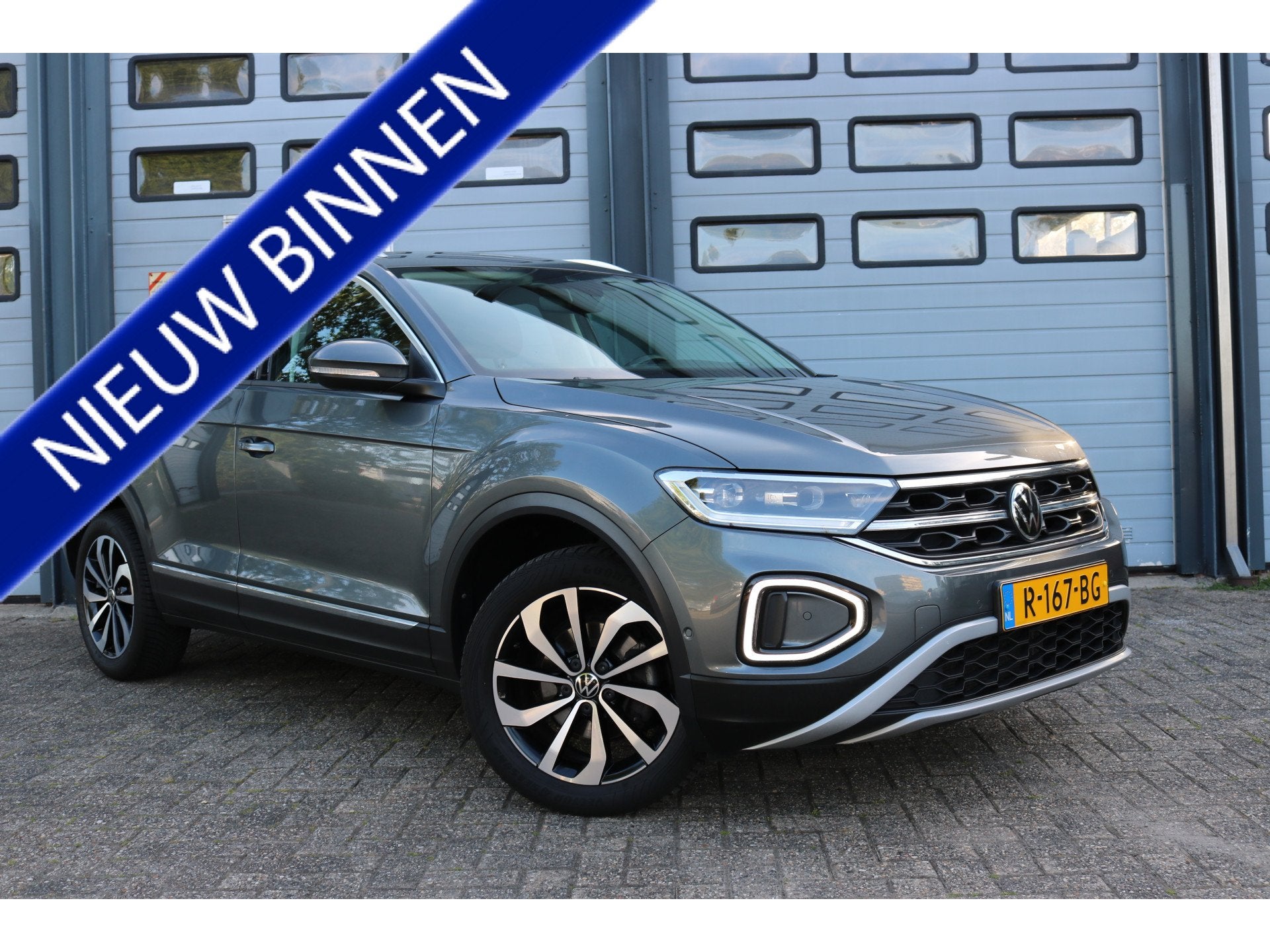 Volkswagen T-Roc 1.0 TSI Style Xenon Alcantara Virtual cockp, Auto's, Volkswagen, Bedrijf, Te koop, T-Roc, ABS, Achteruitrijcamera