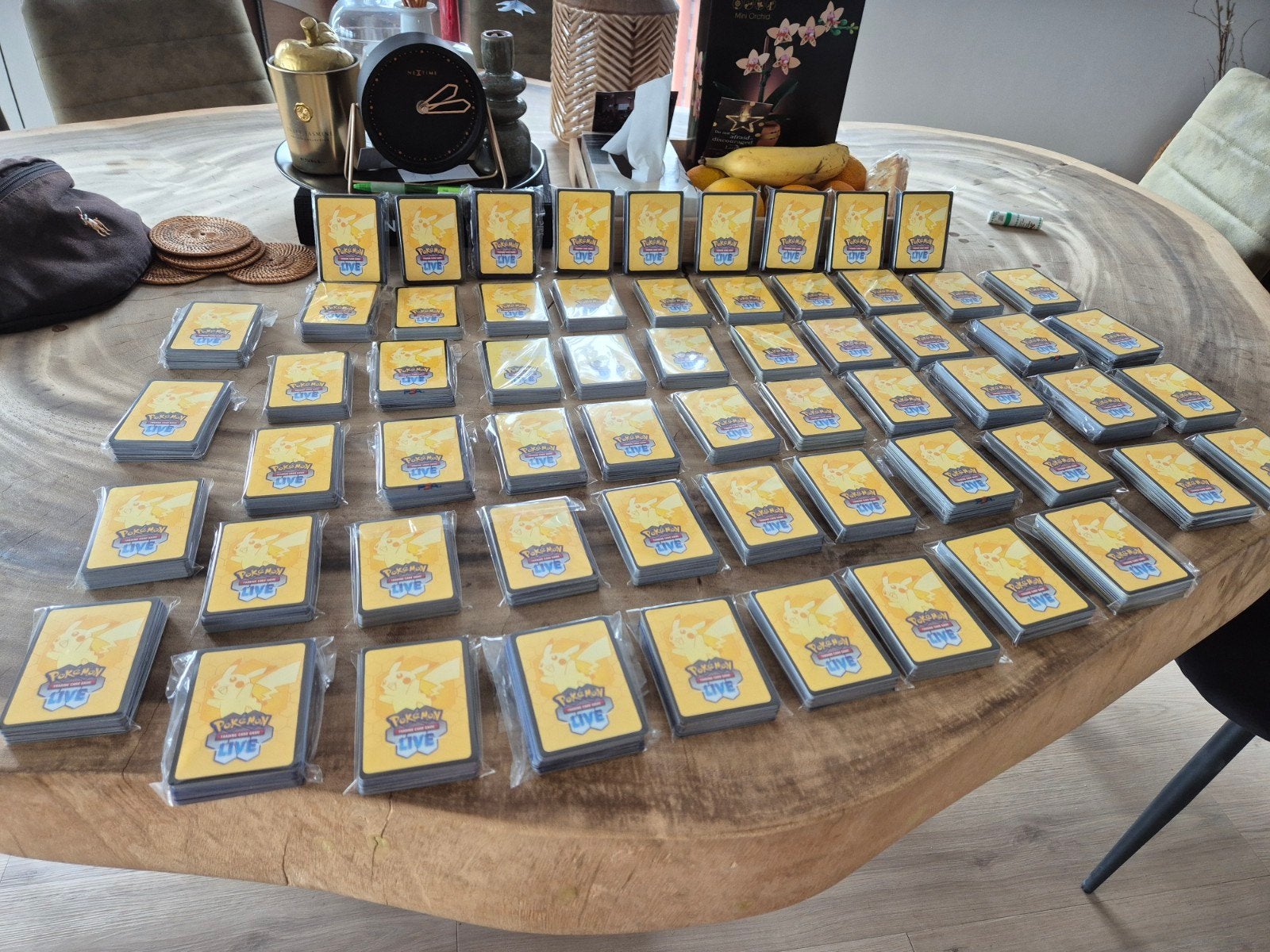 Pokémon Bulk + 3200 kaarten (vooral Sword & Shield), Tickets en Kaartjes, Drie personen of meer