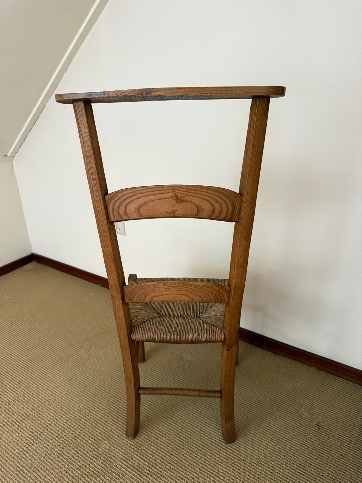 Vintage houten bidstoel met biezen zitting, Ophalen