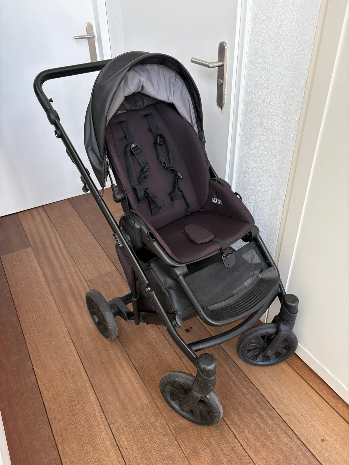 Anex/E kinderwagen 2021, Zo goed als nieuw, Met reiswieg, Ophalen, Kinderwagen
