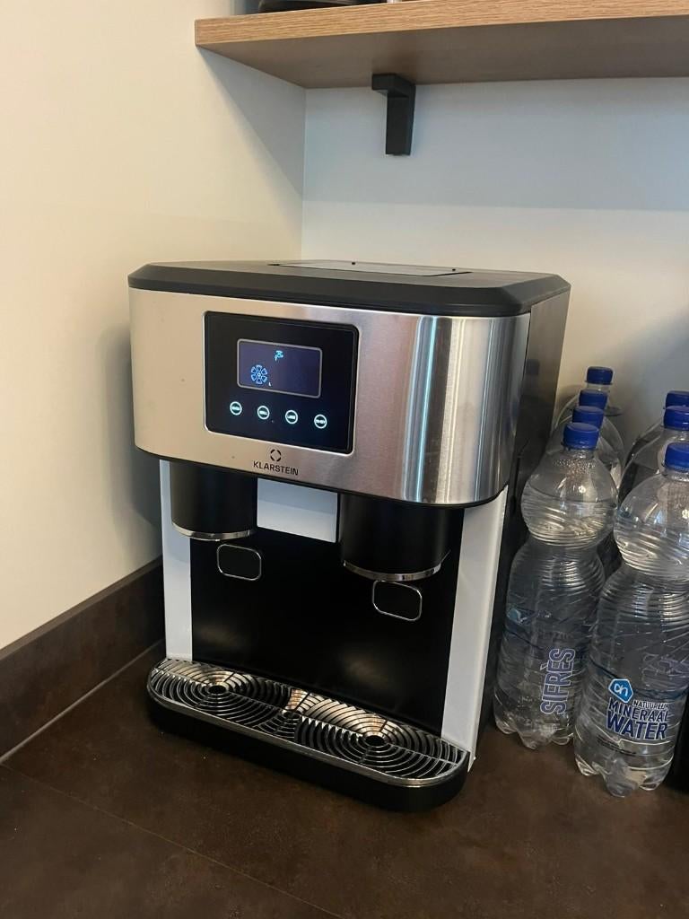 IJsblokjesmachine Klarstein IceAge 15kg/24h 1L Zilver, Witgoed en Apparatuur, IJsmachines, Ophalen, Zo goed als nieuw, Zelfvriezend
