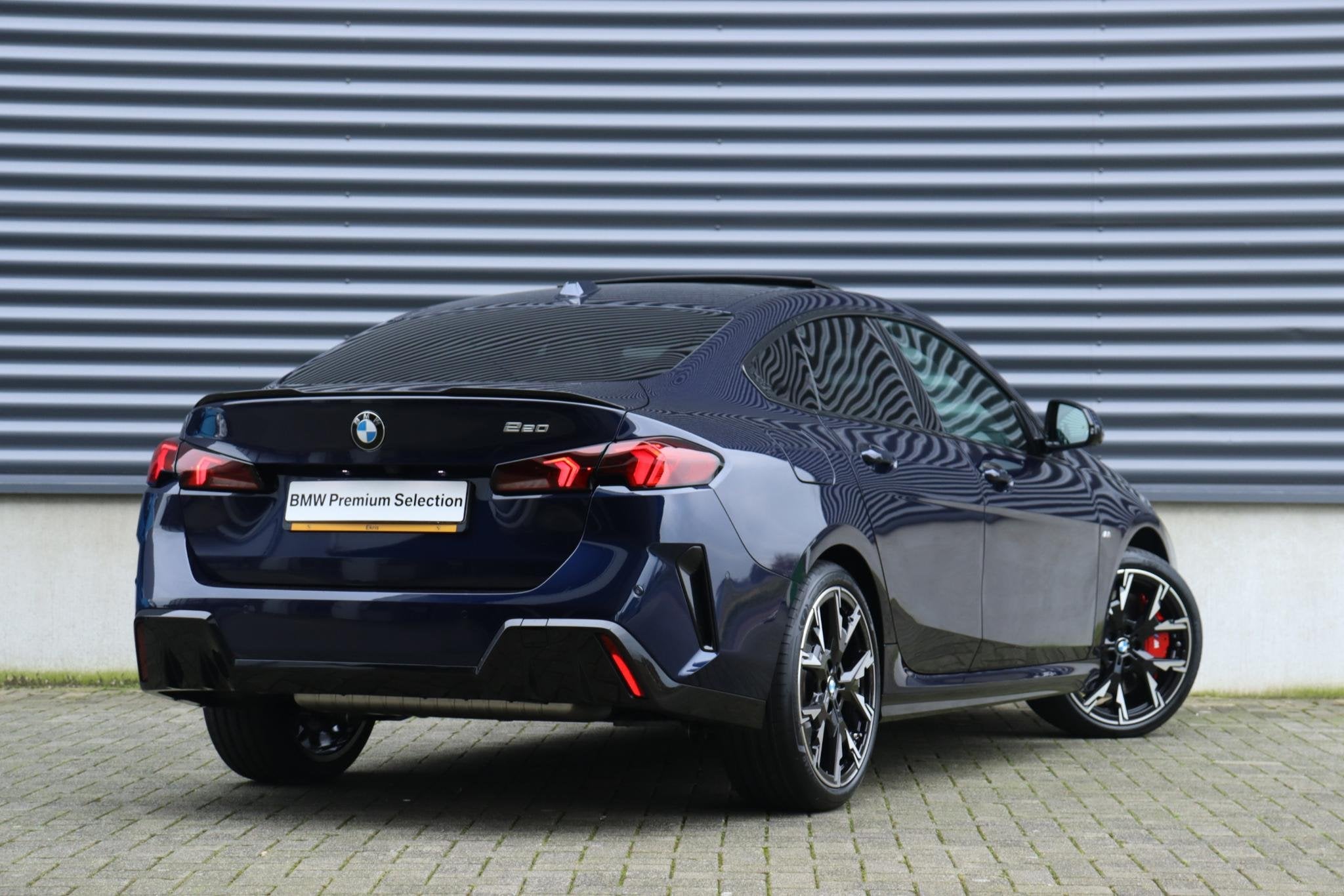 BMW 2 Serie Gran Coupé 220 | M Sportpakket Pro | Panodak |, Stof, Gebruikt, Euro 6, Met garantie (alle)