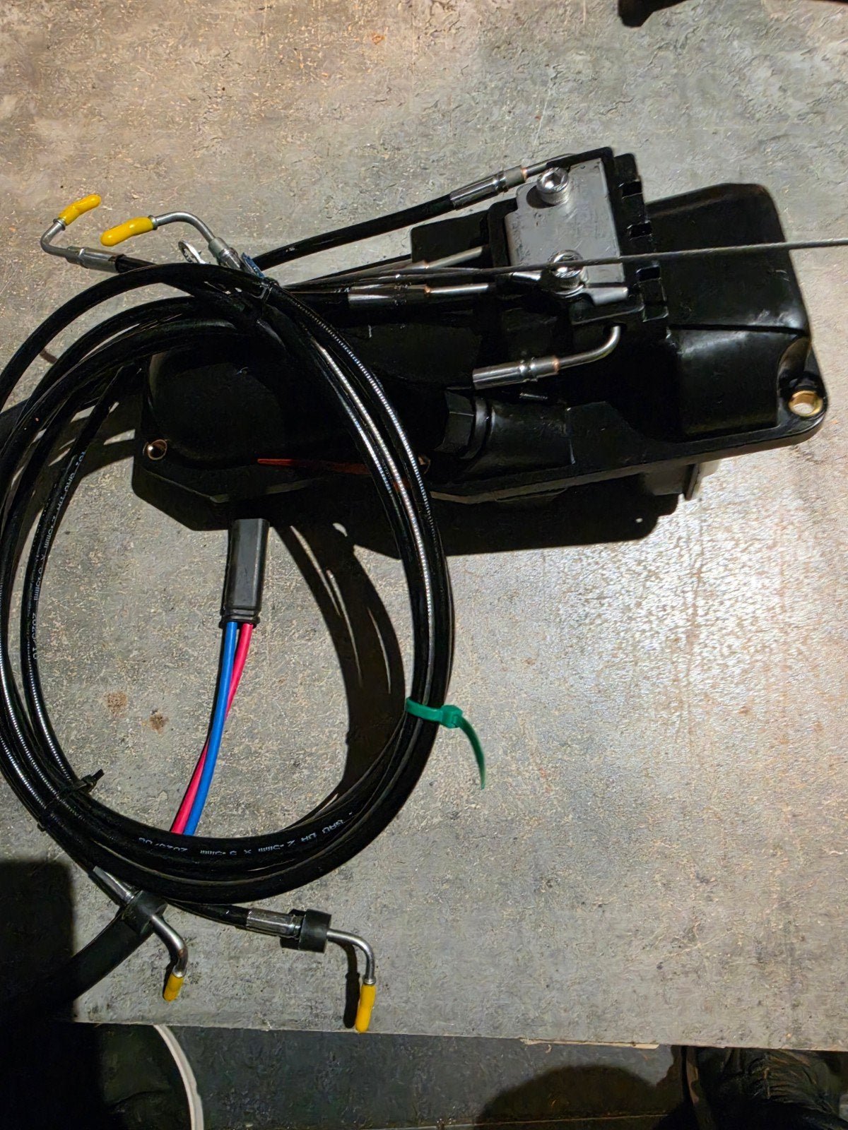 Nieuwe Power Trim Pomp voor Volvo Penta, Ophalen of Verzenden, Nieuw, Motor en Techniek