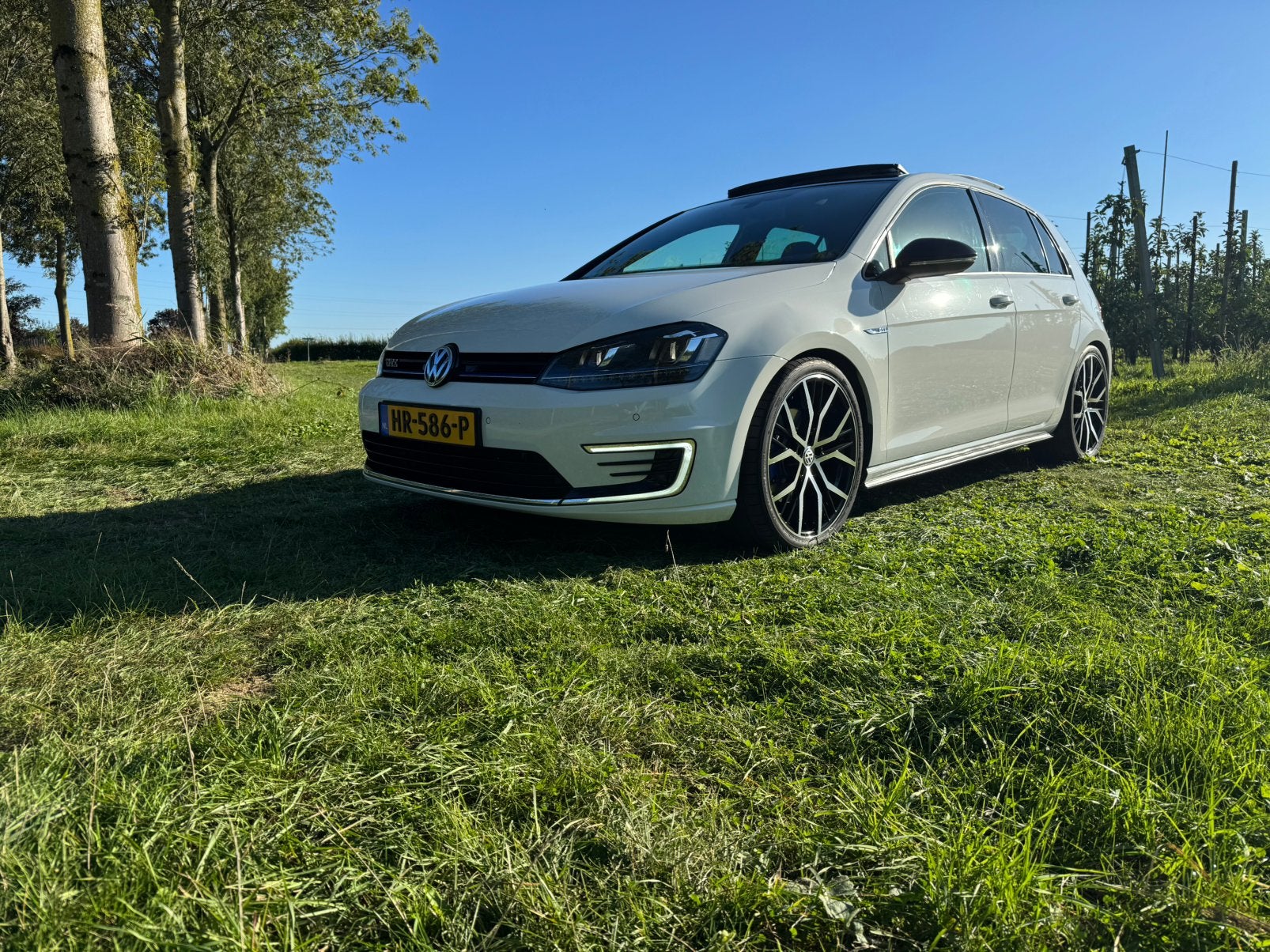Volkswagen Golf Gte gti look  trekhaak carplay Panorama, Auto's, Stof, Skiluik, Zwart, 4 cilinders