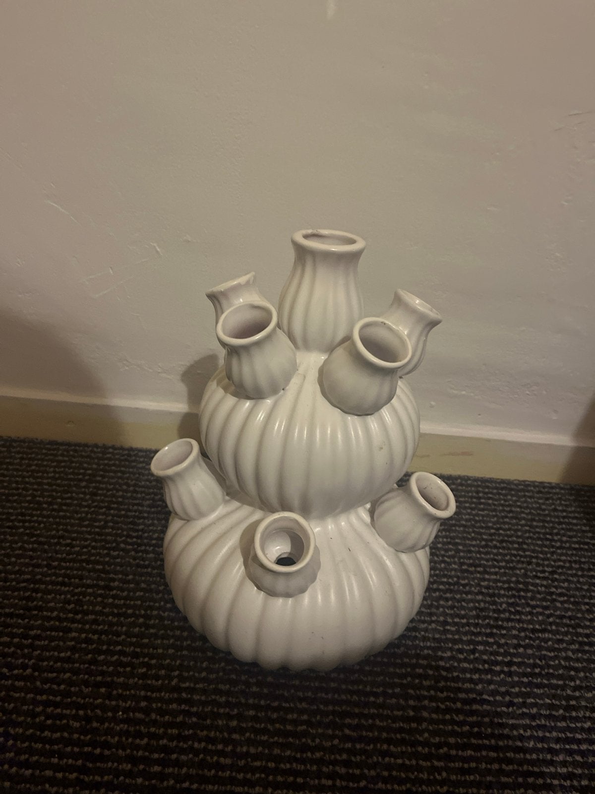 Witte tulpenvaas met meerdere openingen, Ophalen, Gebruikt, Met patroon/structuur, Wit