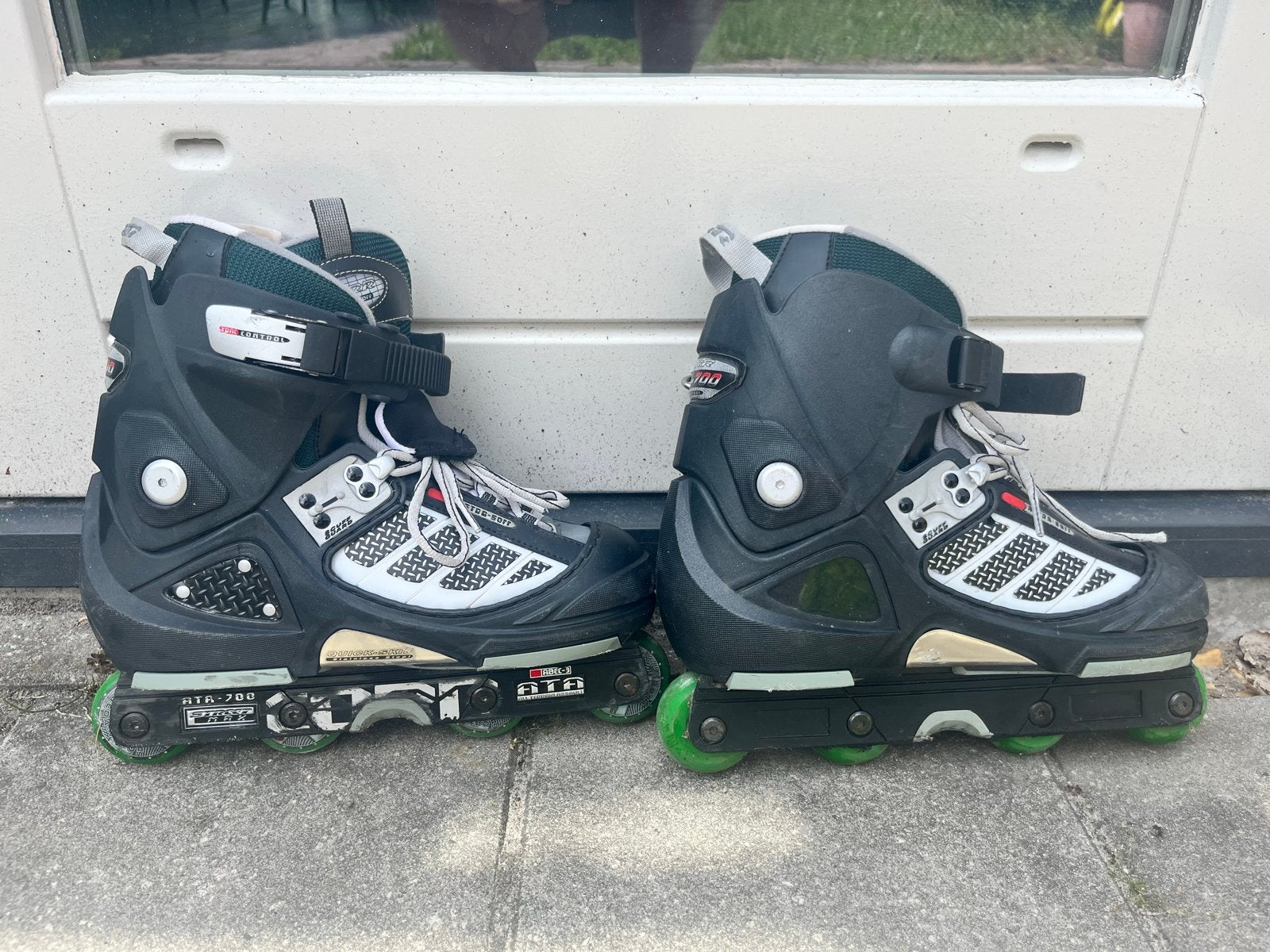 Aggressive Skates - ATR 700 - Maat 42, Ophalen, Zo goed als nieuw