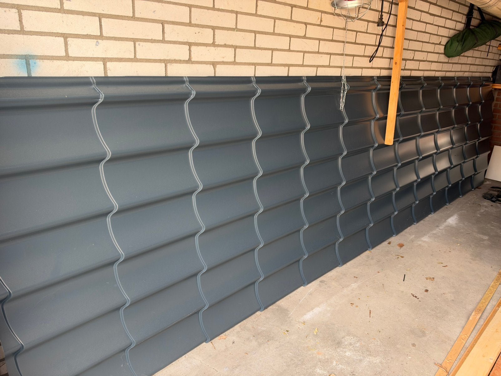 5 dakpanplaten 450cm lang nieuw, Doe-het-zelf en Verbouw, Zwart, Zo goed als nieuw, 15 m² of meer, Metaal