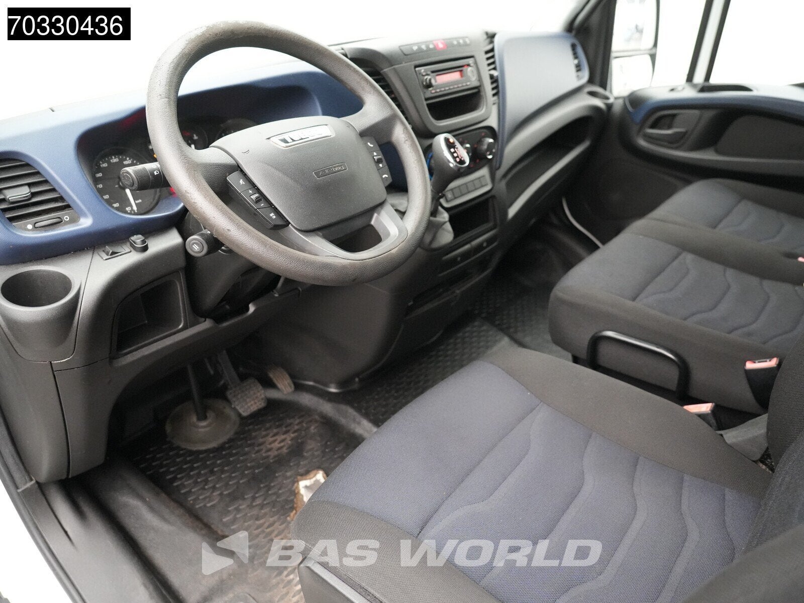 Iveco Daily 35S14 Automaat Laadklep Zijdeur Bakwagen Airco C, Auto's, Bestelauto's, Automaat, Stof, Gebruikt, Euro 6