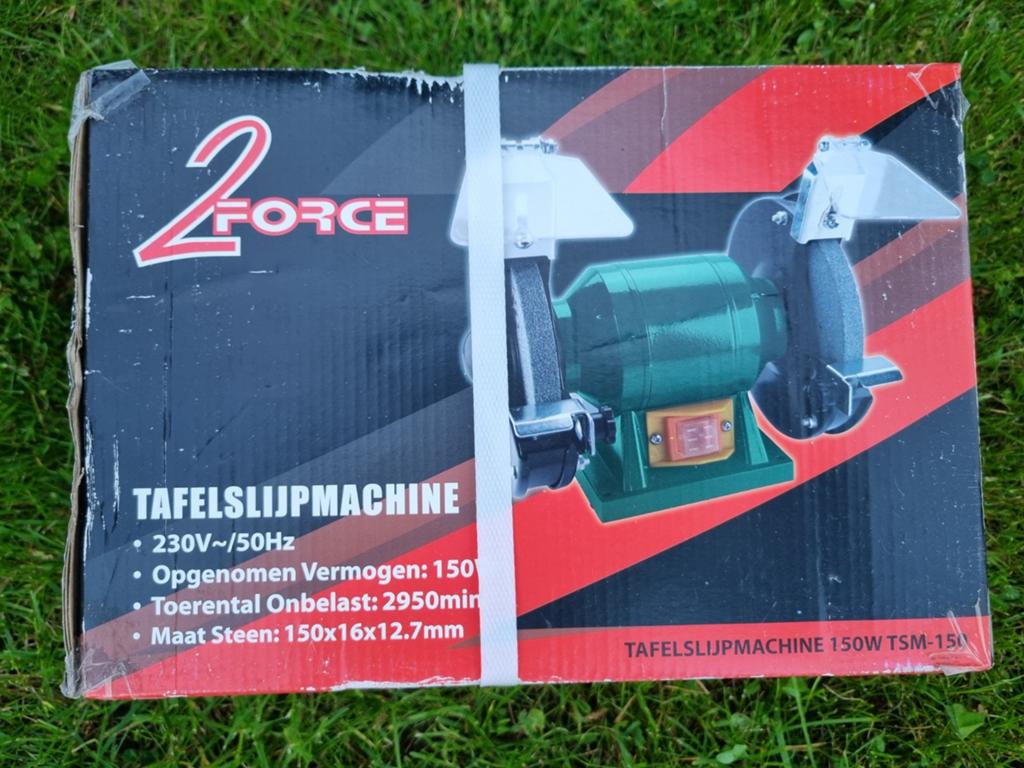Nieuwe tafelslijpmachine, Ophalen of Verzenden, Nieuw, Minder dan 700 watt, Haakse handslijpmachine
