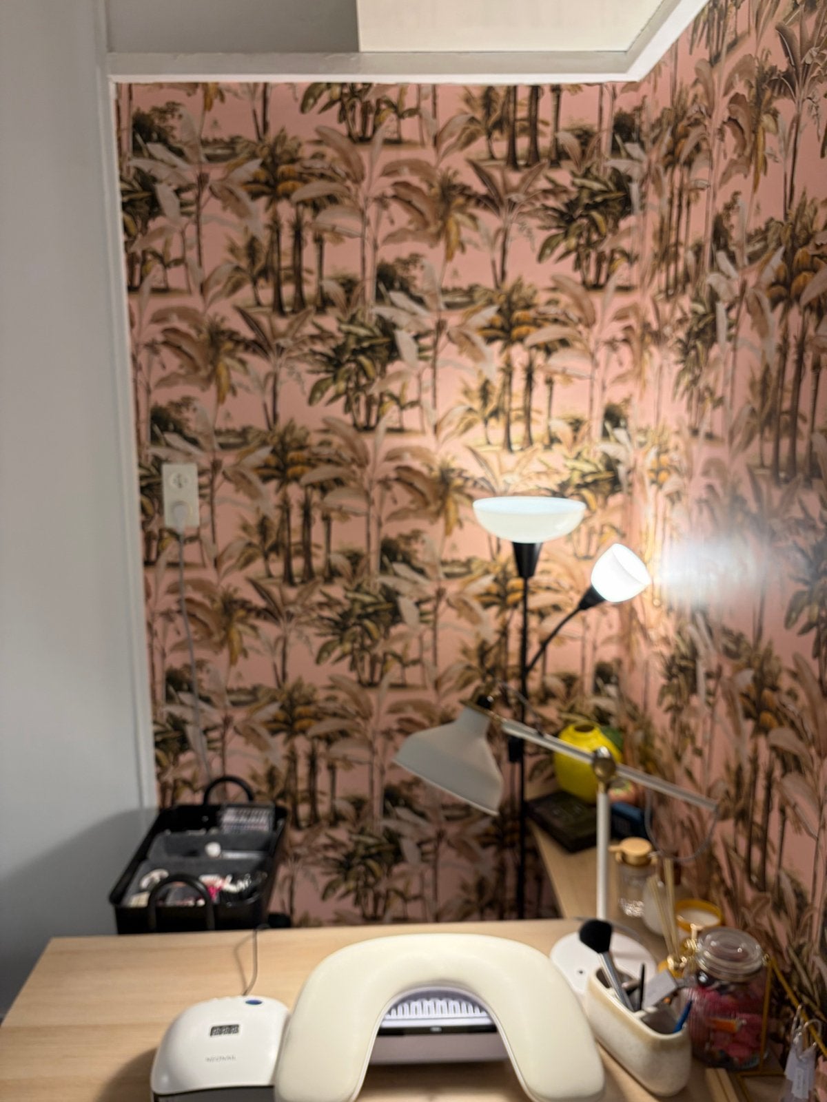 Te huur salon