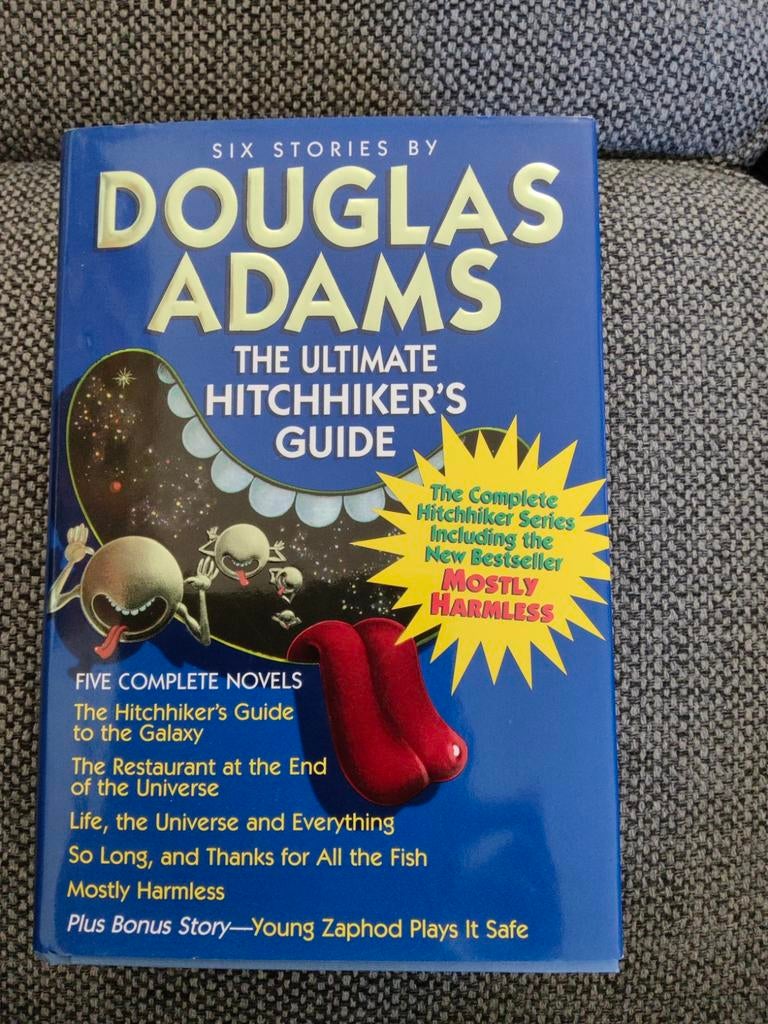 The Ultimate Hitchhiker's Guide - Douglas Adams, Boeken, Science fiction, Ophalen of Verzenden, Gelezen, Douglas Adams
