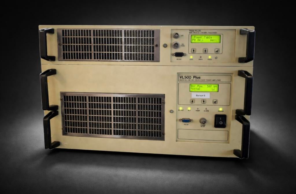 CTE / Rohde & Schwarz FM zenderset – TX25 + VL500 500W, Telecommunicatie, Ophalen, Zender