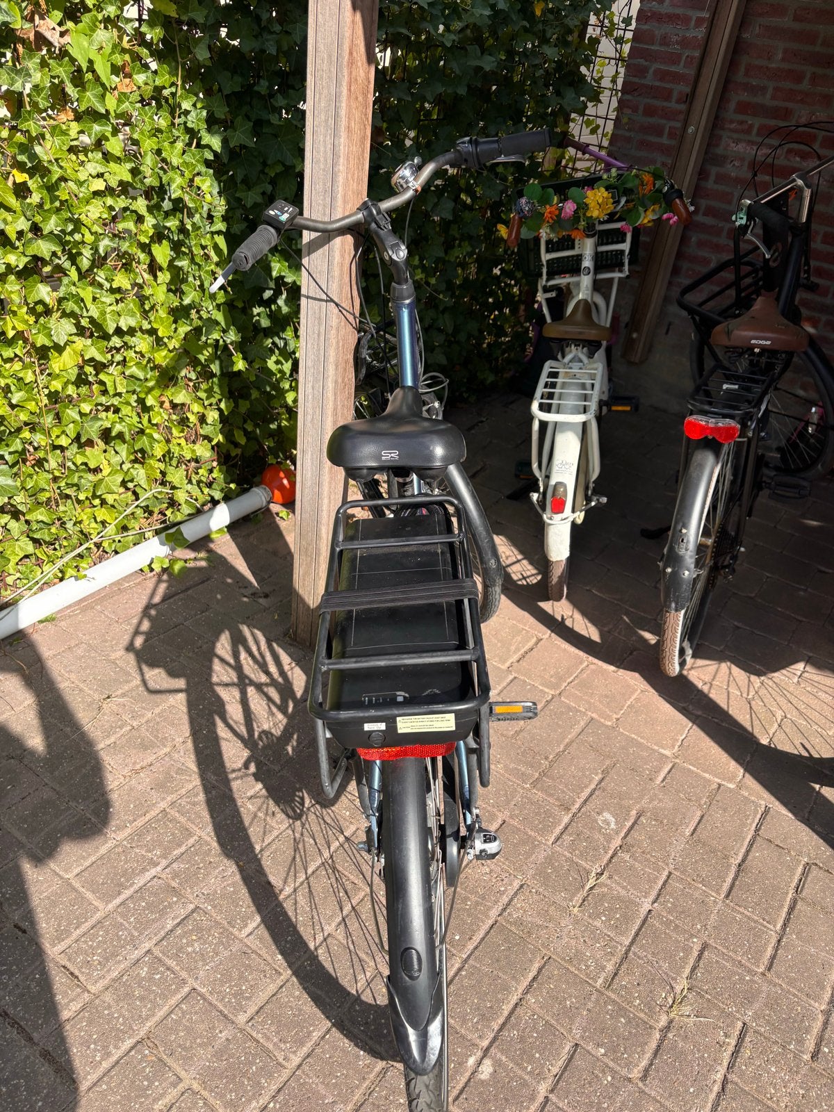 Elektrische Raaks 28 inch jongensfiets, Gebruikt, Velgrem, 53 tot 57 cm, Ophalen