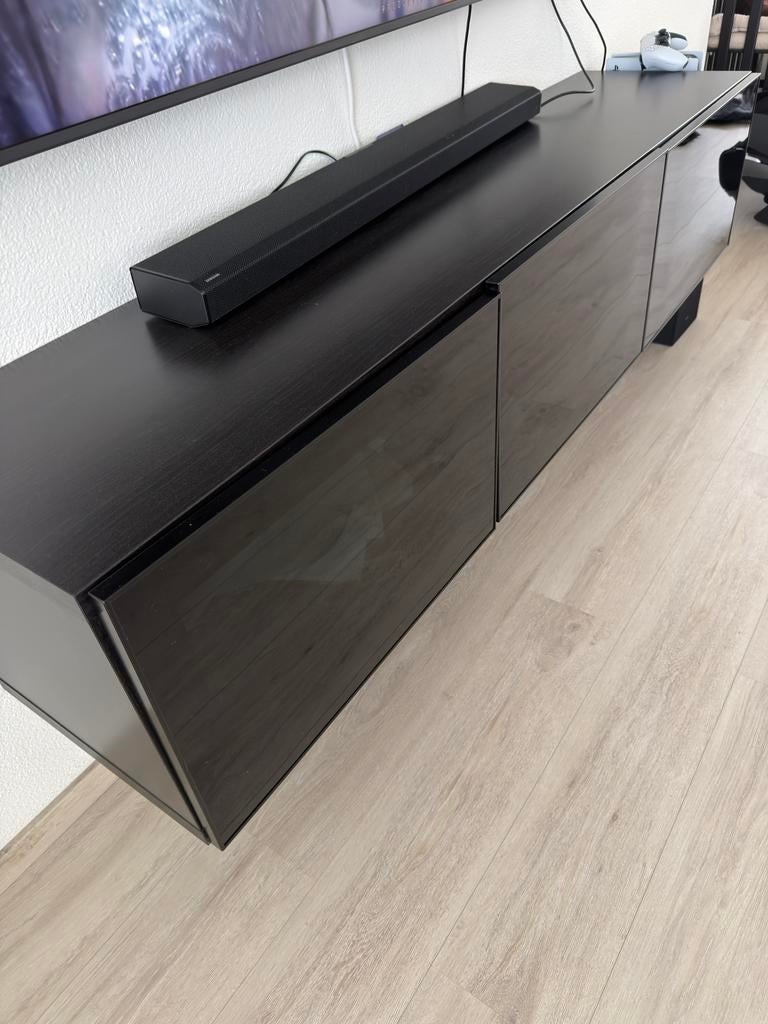 GRATIS : IKEA BESTA TV MEUBEL, Huis en Inrichting, Kasten | Televisiemeubels, Ophalen, Gebruikt, 150 tot 200 cm, Minder dan 100 cm