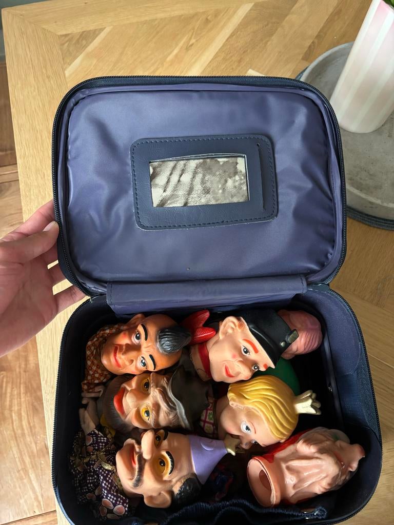 Vintage handpoppen set in reisetui, Ophalen of Verzenden, Gebruikt, Overige typen