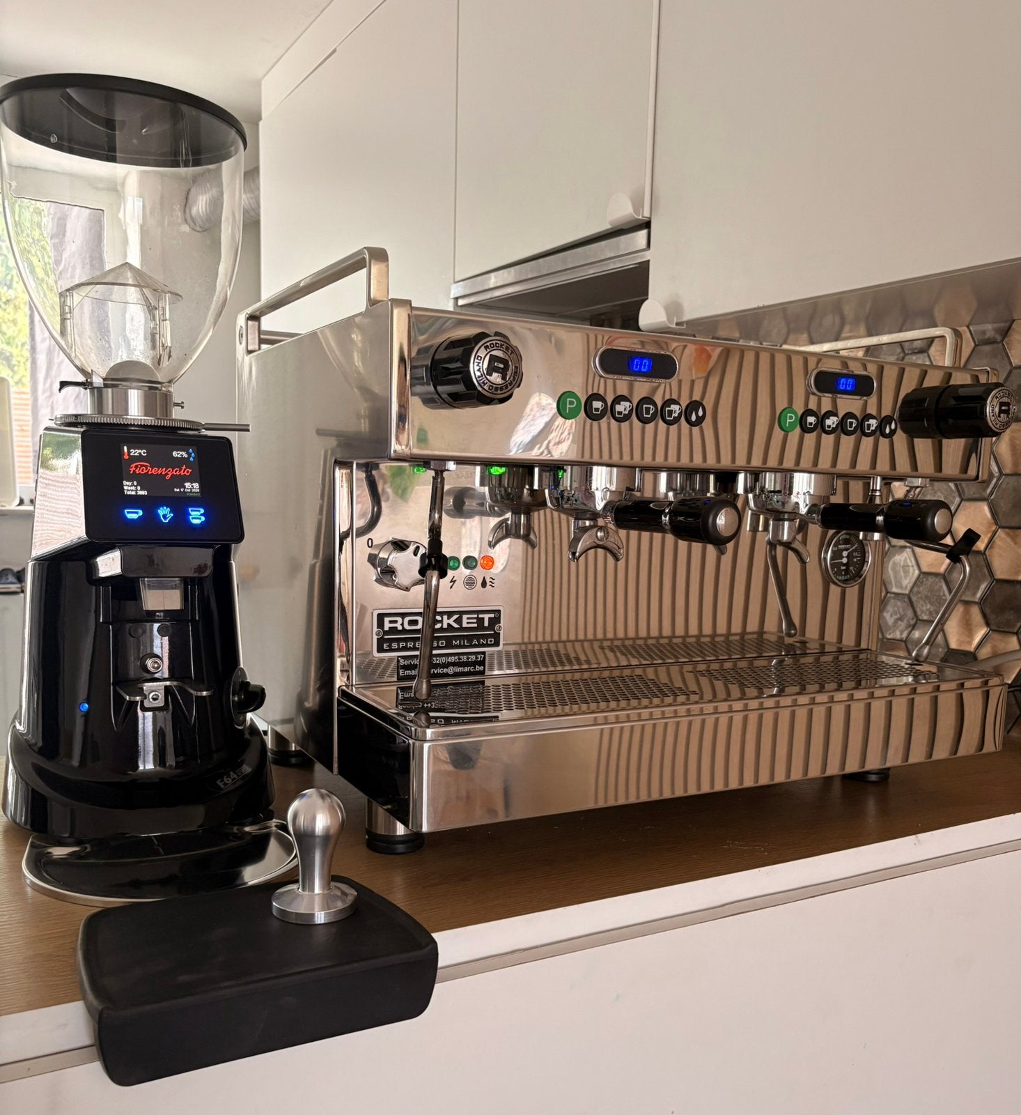Rocket Boxer 2-groeps espressomachine + Fiorenzato F64 molen, 10 kopjes of meer, Ophalen, Zo goed als nieuw, Espresso apparaat