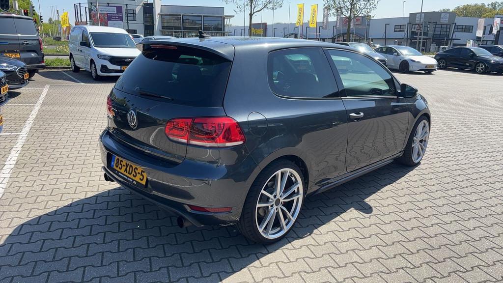 Volkswagen Golf 2.0 GTI Edition 211pk 2e eig. Clima Schuifda, Auto's, Volkswagen, Voorwielaandrijving, Euro 5, Stof, Gebruikt