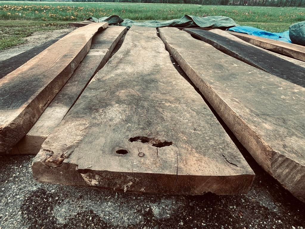 Partij oude eiken boomstamplanken schaaldelen, Ophalen, Gebruikt, 25 tot 50 mm, Eiken