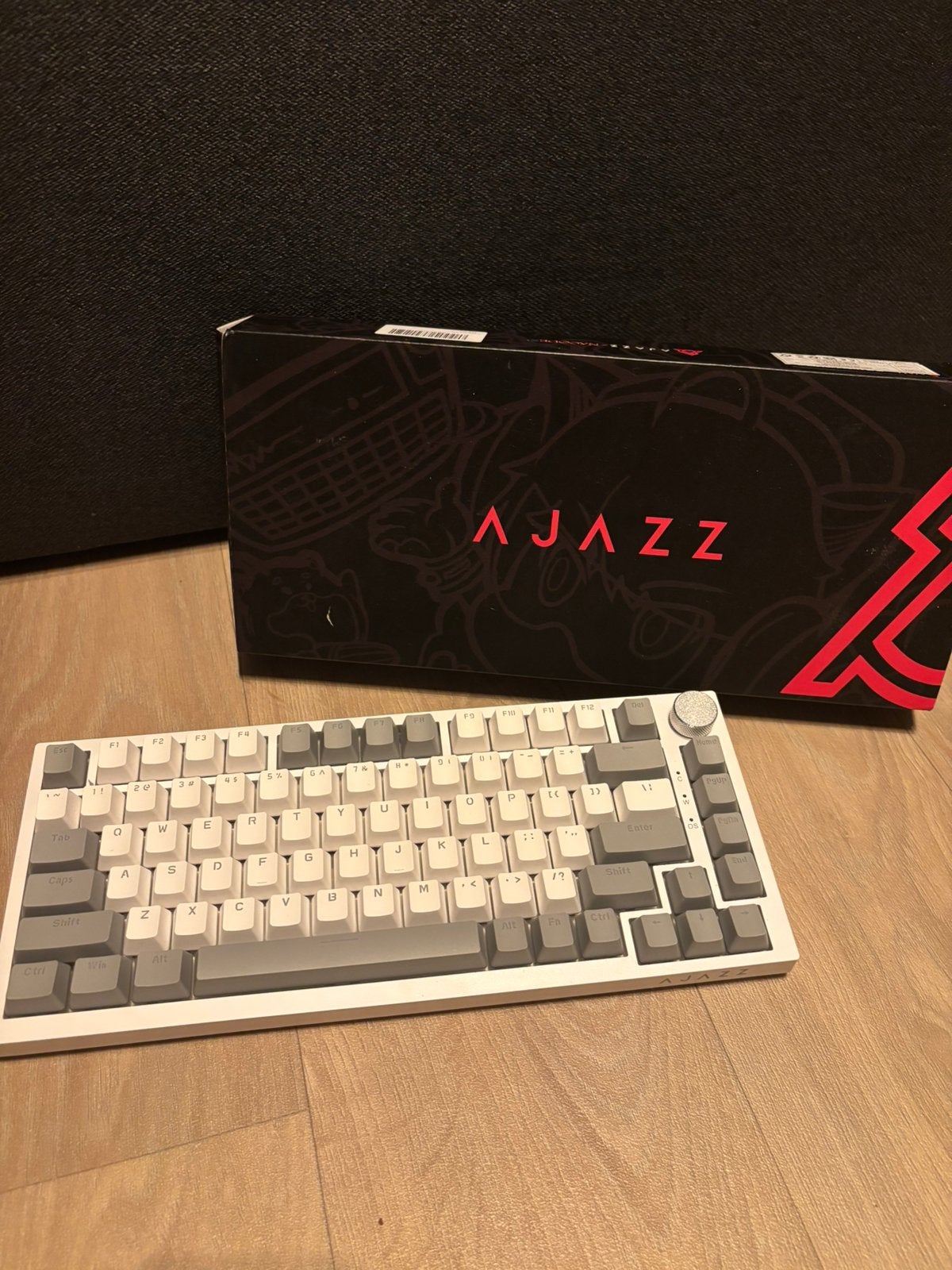 Ajazz x Nacodex AK820 mechanisch toetsenbord - rode keys, Ophalen of Verzenden, Zo goed als nieuw, Qwerty, Hot-swappable