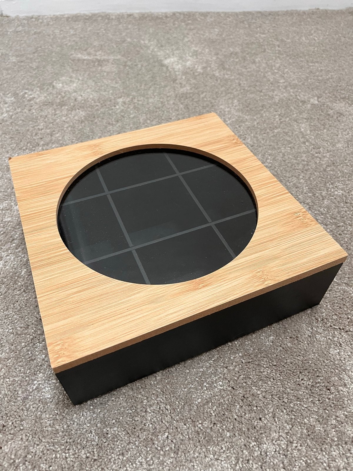 Houten theedoos met 9 vakken en glazen deksel, Huis en Inrichting, Hout, Zwart, Ophalen of Verzenden, Zo goed als nieuw