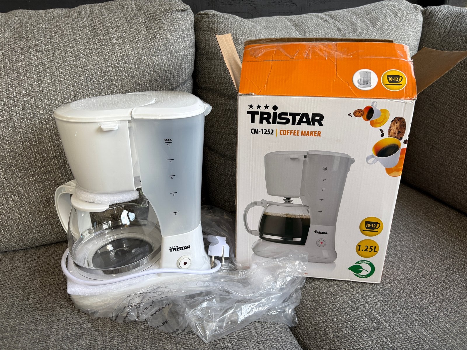 Tristar CM-1252 Koffiezetapparaat - Nieuw in doos, 10 kopjes of meer, Gemalen koffie, Ophalen of Verzenden, Koffiemachine