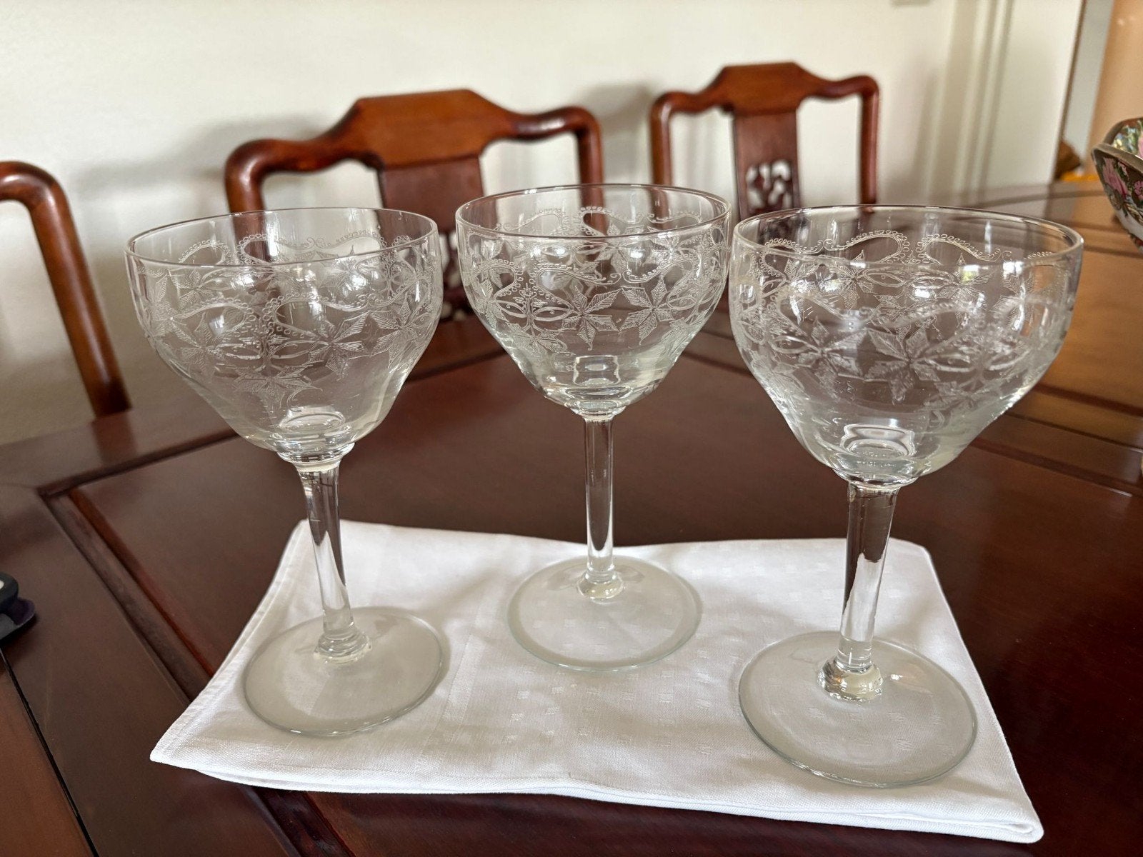 3 Vintage Kristallen Champagnecoupes met Florale Versiering, Antiek en Kunst, Antiek | Glas en Kristal, Ophalen