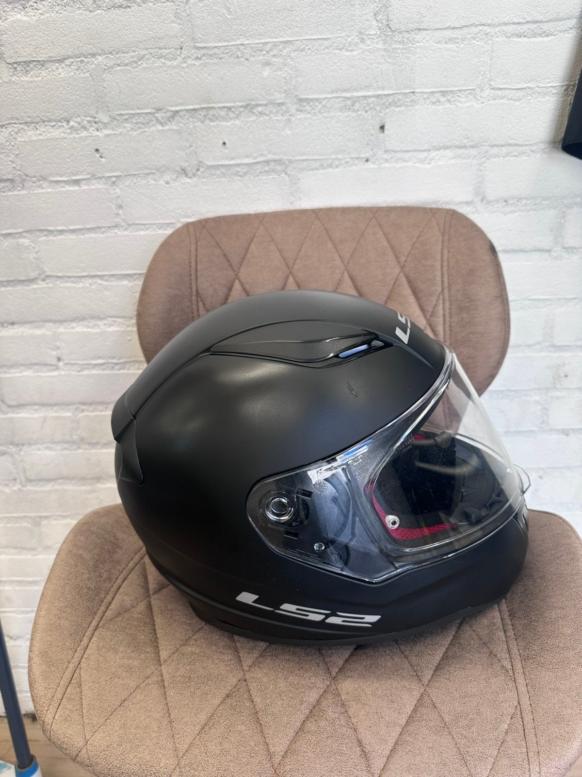 LS2 Rapid motorhelm – mat zwart – maat L, Fietsen en Brommers, Ophalen of Verzenden, Zo goed als nieuw, Extra large of groter