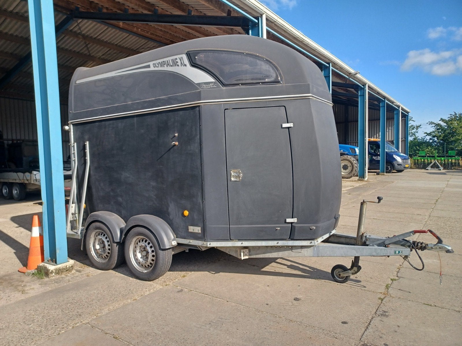 ATEC 2 paards traler BJ 2009, Dieren en Toebehoren, Paarden en Pony's | Trailers en Aanhangwagens, Ophalen of Verzenden, Gebruikt