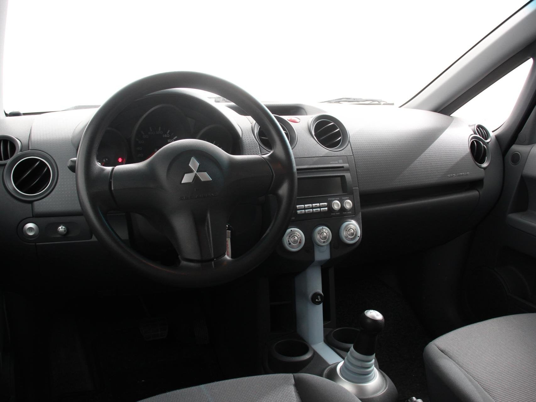 Mitsubishi Colt 1.5 Automaat Invite Airco Elektrische ramen, 970 kg, Stof, 4 cilinders, Colt