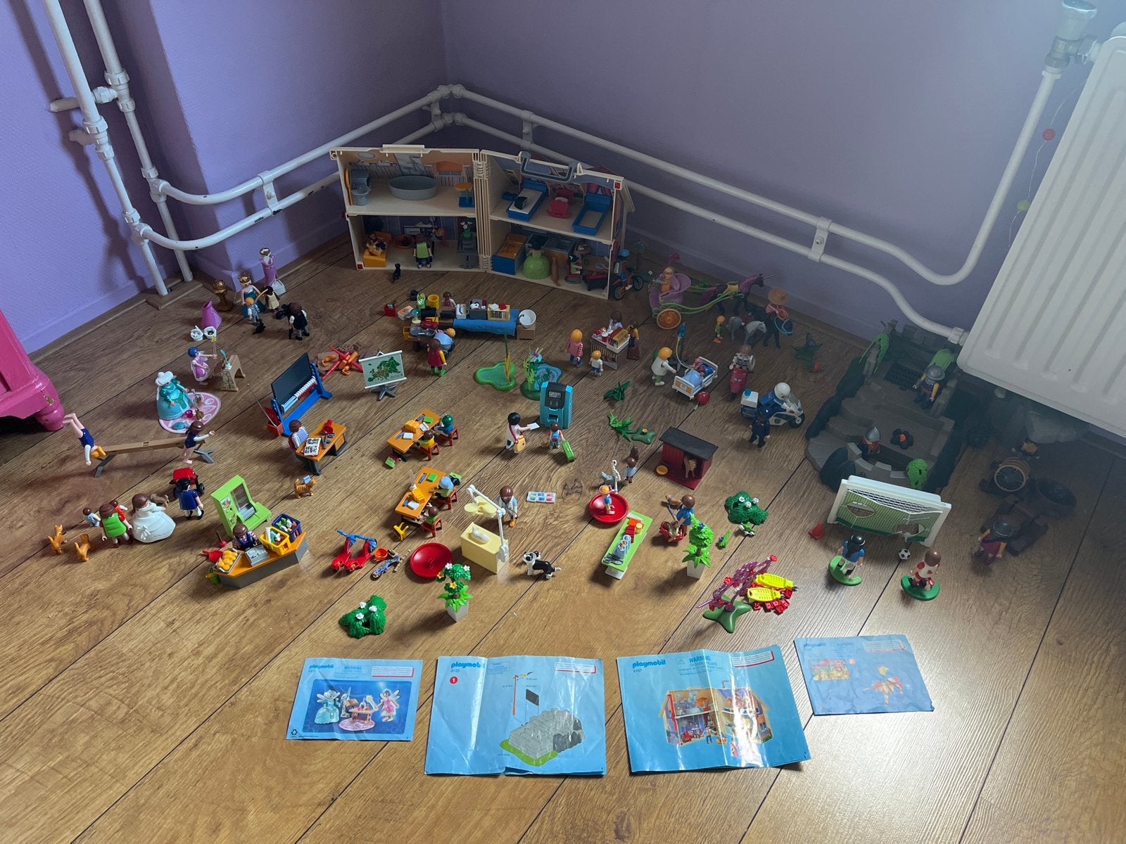 Grote Playmobil collectie met huis, figuren en accessoires, Kinderen en Baby's, Speelgoed | Playmobil, Ophalen of Verzenden, Gebruikt