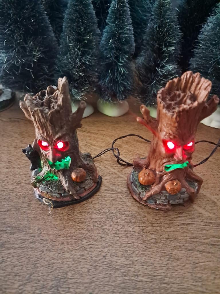 Lemax spooky town haunted tree trunks, Ophalen
