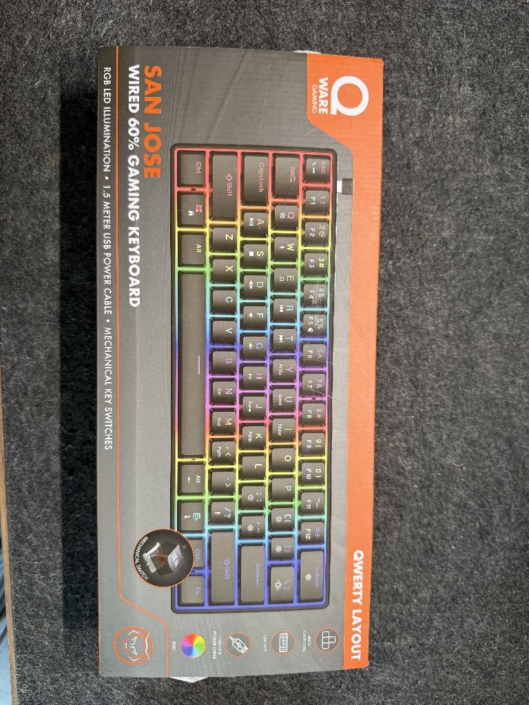 QWare 60 San Jose gaming keyboard, Ophalen of Verzenden, Zo goed als nieuw, QWARE, Qwerty