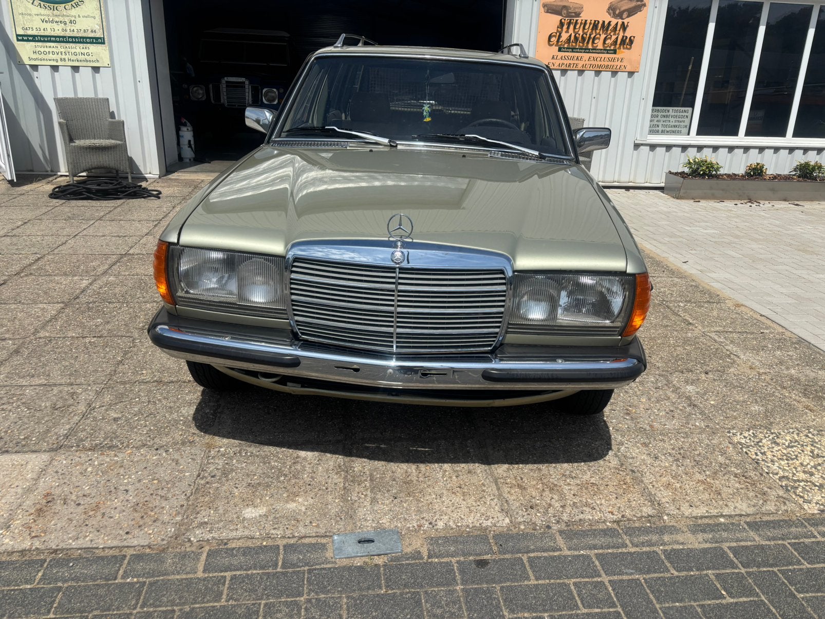Mercedes 230 TE Kombi automaat uit 1982, foto 4