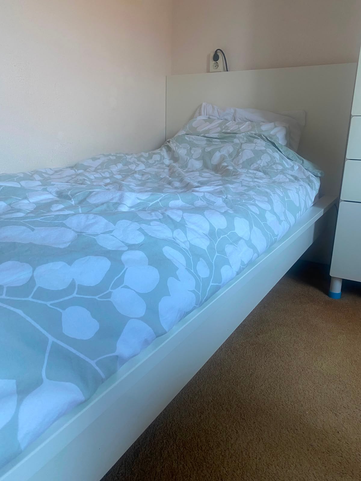 Ikea Malm eenpersoonsbed met matras en lattenbodem, Huis en Inrichting, Ophalen, Gebruikt, Eenpersoons