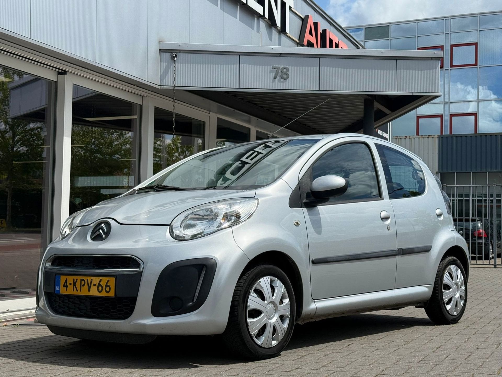 Citroen C1 1.0 Tendance Automaat - Airco, Euro 5, Stof, Gebruikt, Zwart
