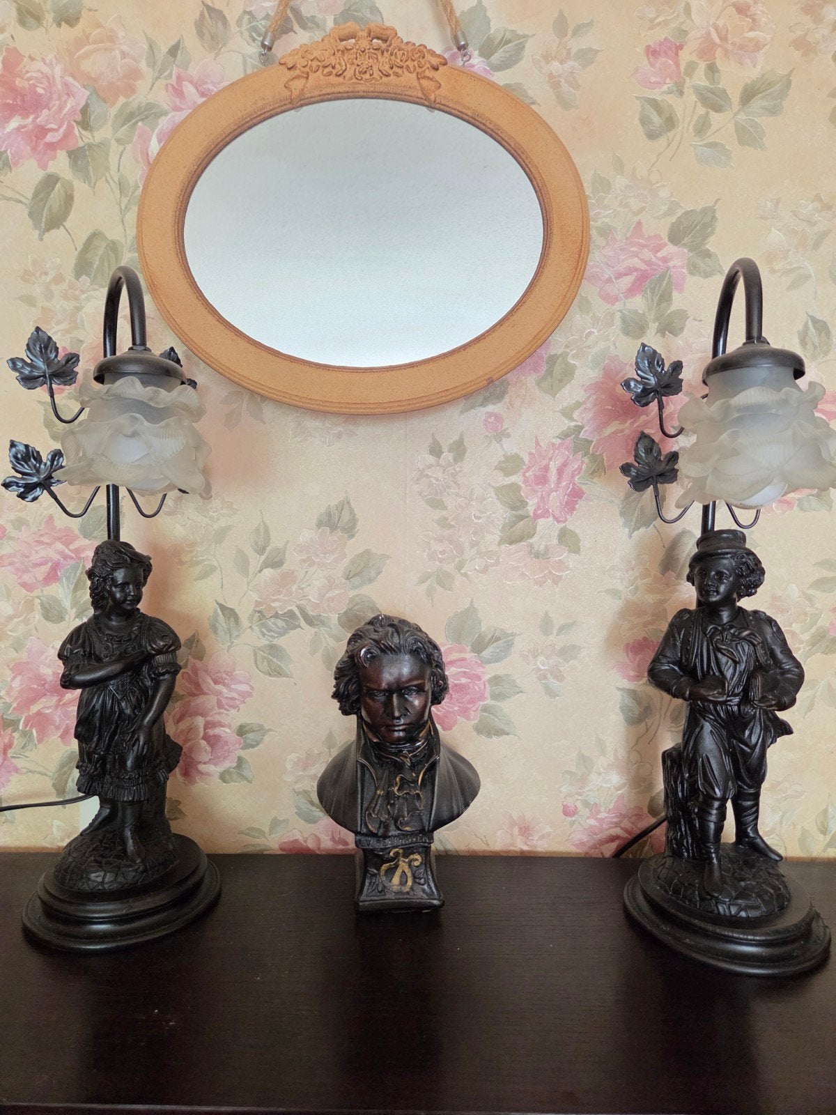 Vintage tafellampen met beelden en tulpkappen, Antiek en Kunst, Antiek | Lampen, Ophalen of Verzenden