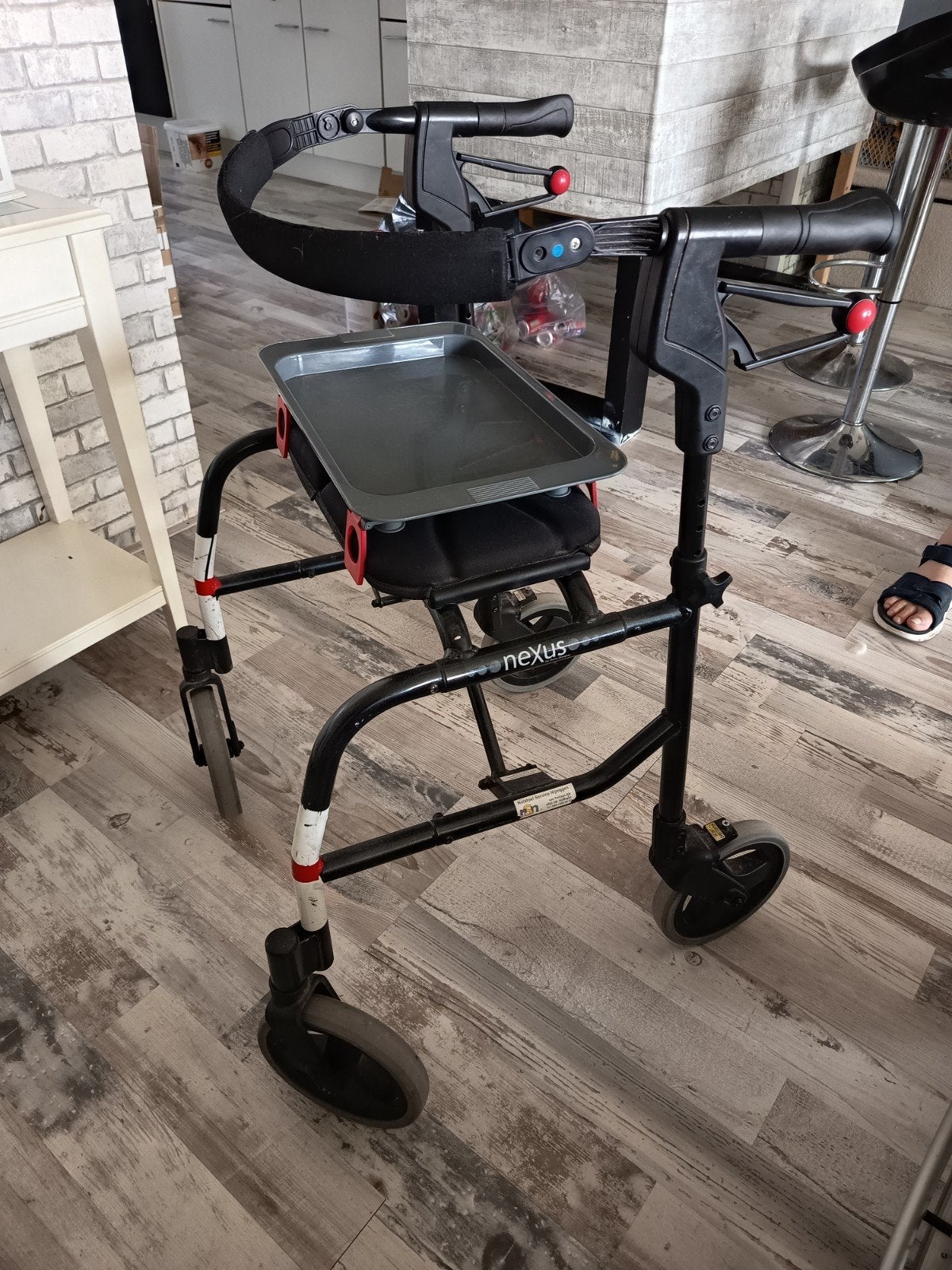 Inklapbare rollator, Ophalen, Zo goed als nieuw
