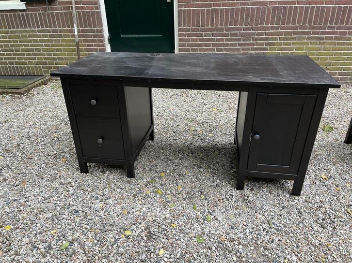 Gereserveerd      IKEA bureau, Huis en Inrichting, Bureaus, Ophalen, Zwart, 155 cm, Hout