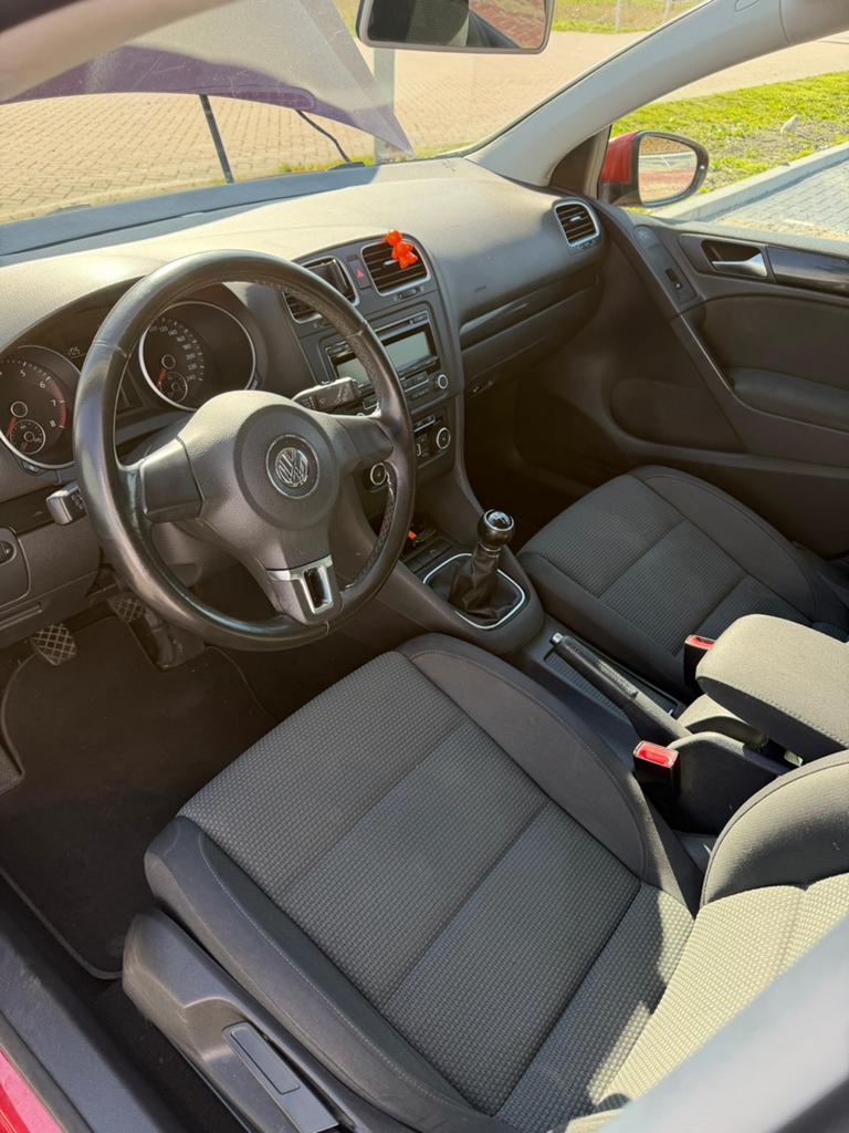 Volkswagen Golf 1.2 TSI 63KW 5D 2011 Rood, Auto's, Volkswagen, Voorwielaandrijving, 4 cilinders, 610 kg, 49 €/maand