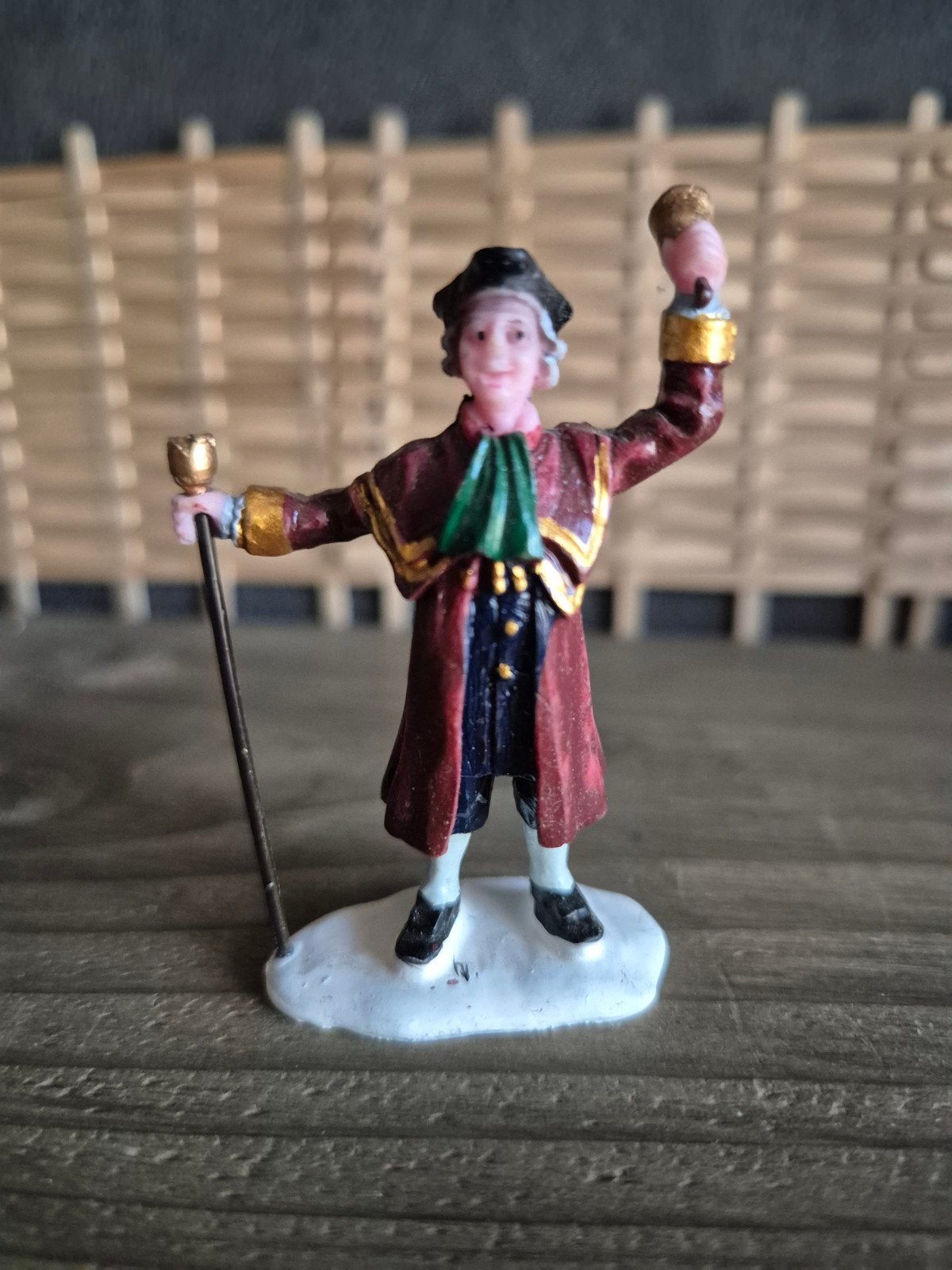 Lemax figuur 35 kerstdorp kersthuisjes, Ophalen of Verzenden, Zo goed als nieuw