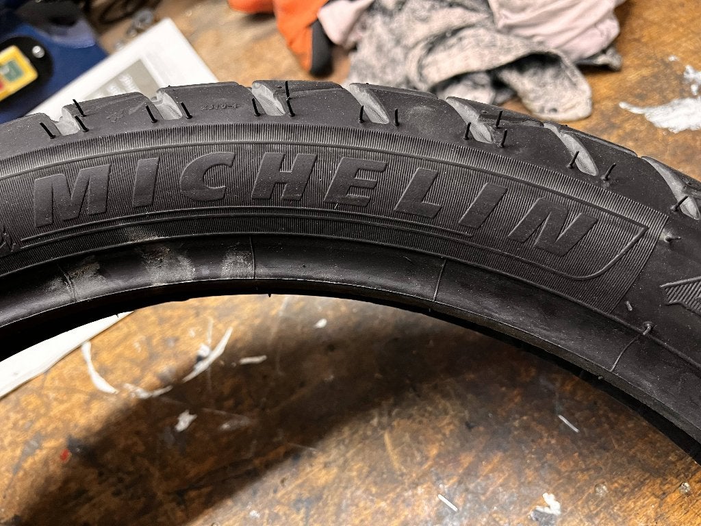 Michelin buitenband 2.75 - 17, Ophalen, Zo goed als nieuw, Overige merken