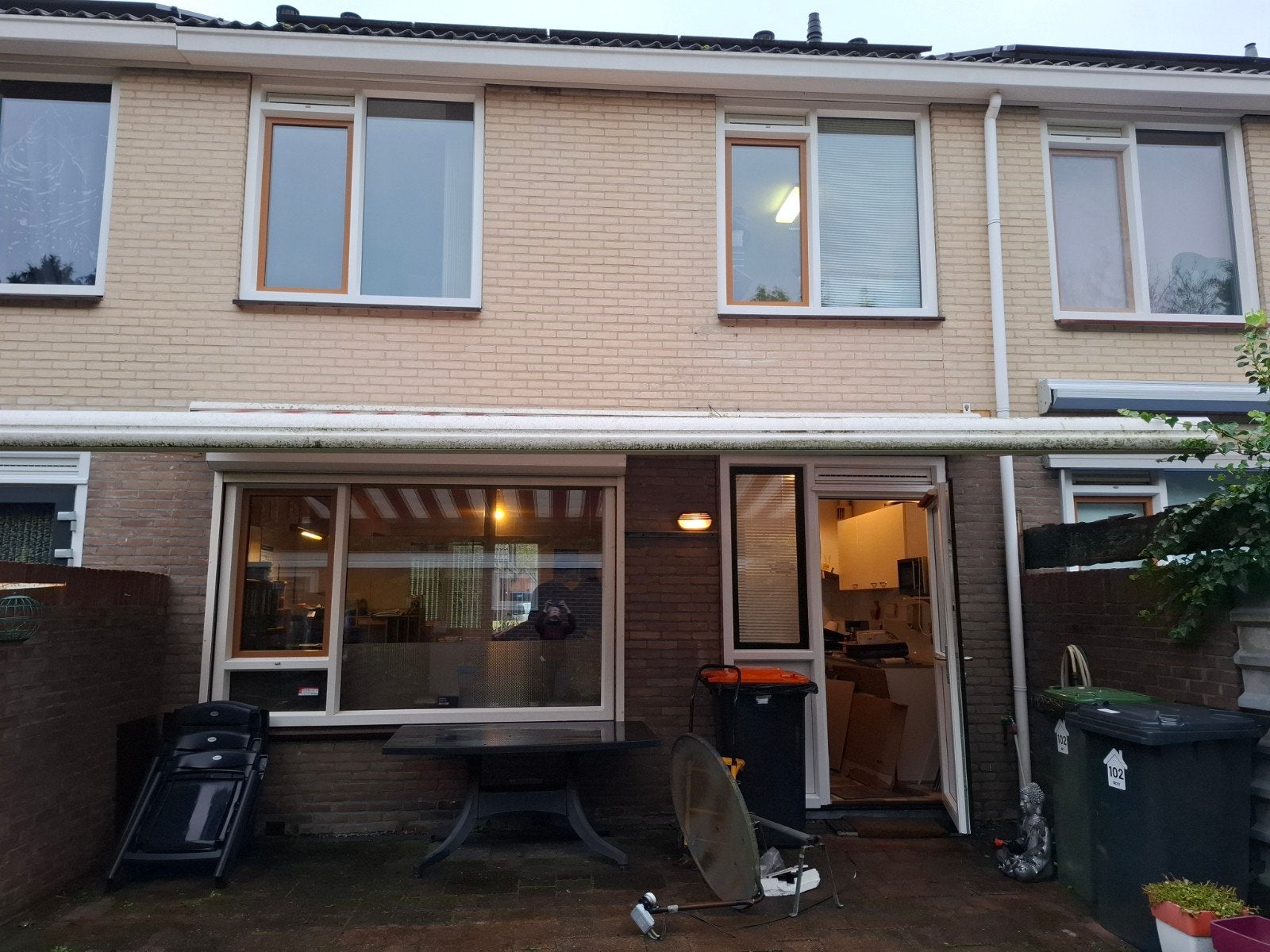 Zonnescherm 5.40 meter breed - Rood/Wit gestreept, Ophalen, Gebruikt, 450 cm of meer, Elektrisch
