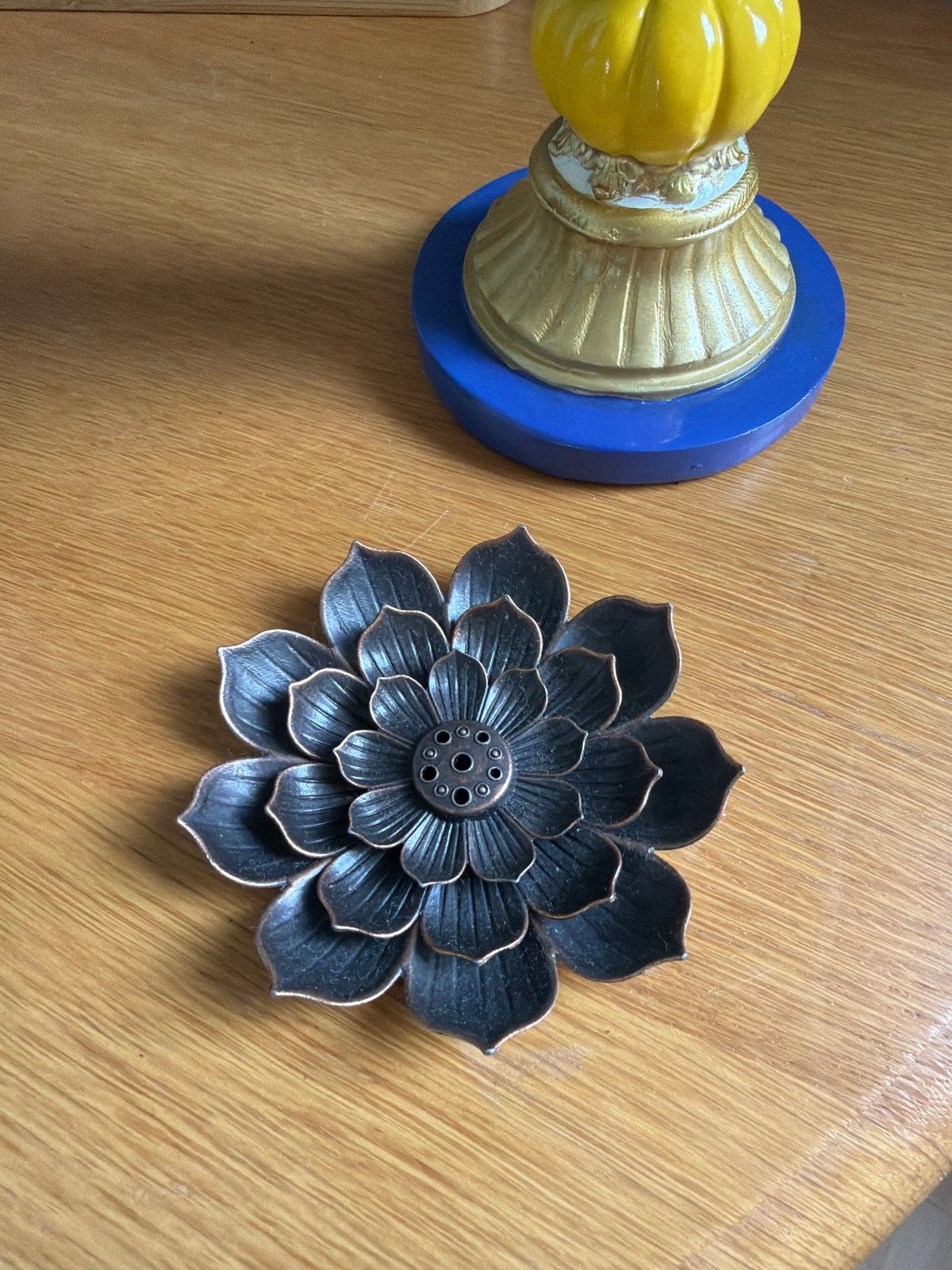 Metalen Lotus Bloem Wierookhouder - Zwart/Brons, Zwart, Ophalen of Verzenden, Metaal, Oosters