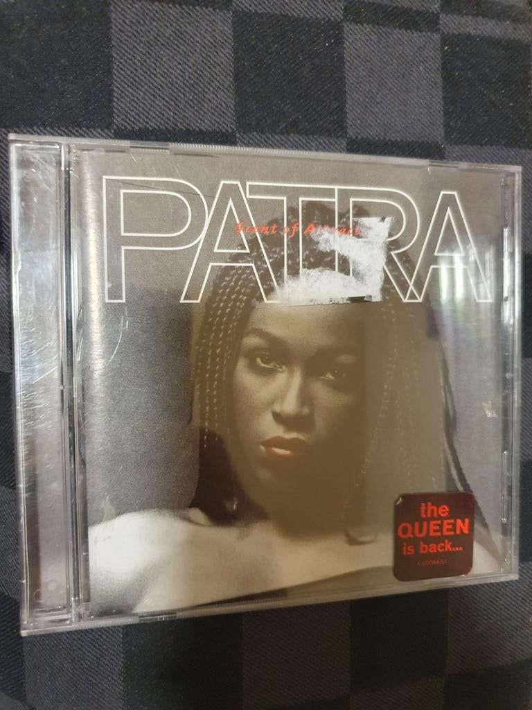 Patra scent of attraction (us), Verzenden, Gebruikt