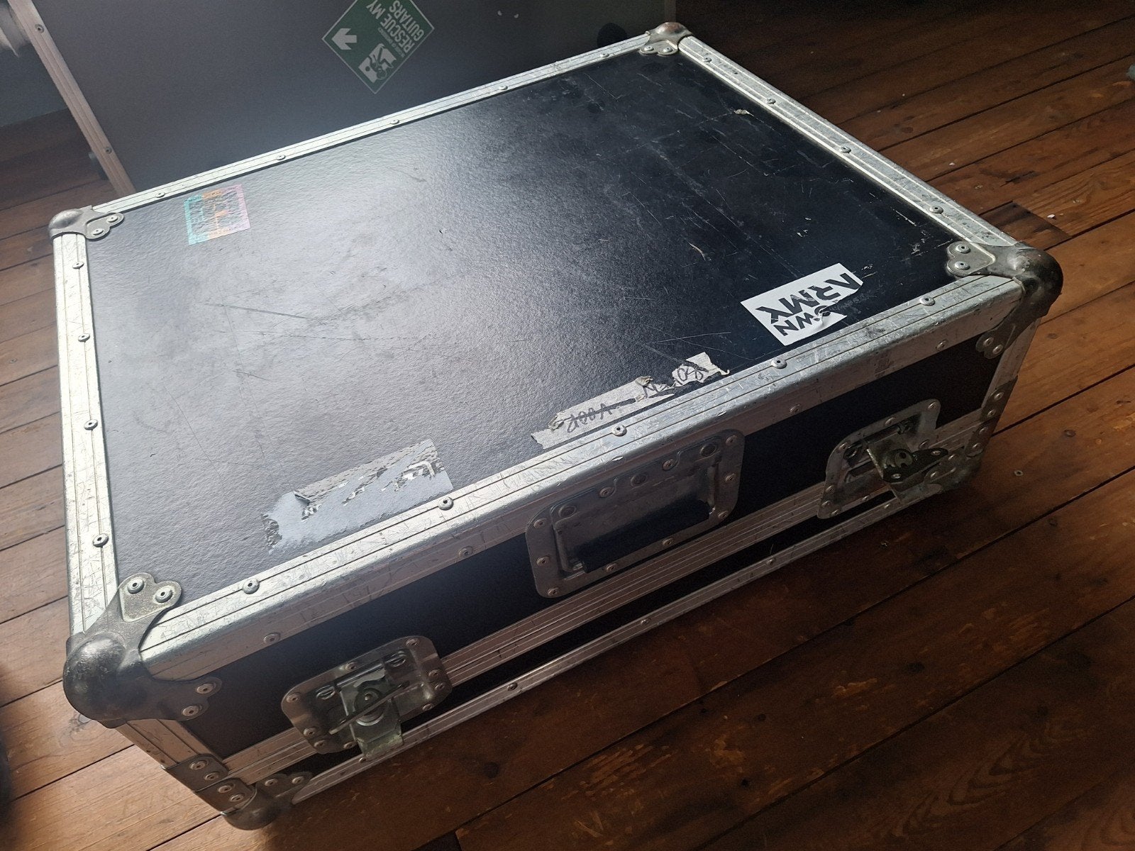 Stevige flightcase voor pedalen of andere apparatuur, Muziek en Instrumenten, Ophalen of Verzenden, Gebruikt, Overige instrumenten