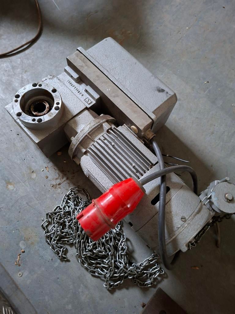 Reductiemotor overheaddeur roldeur elektromotor, Doe-het-zelf en Verbouw, Motoren, Ophalen of Verzenden, Elektromotor
