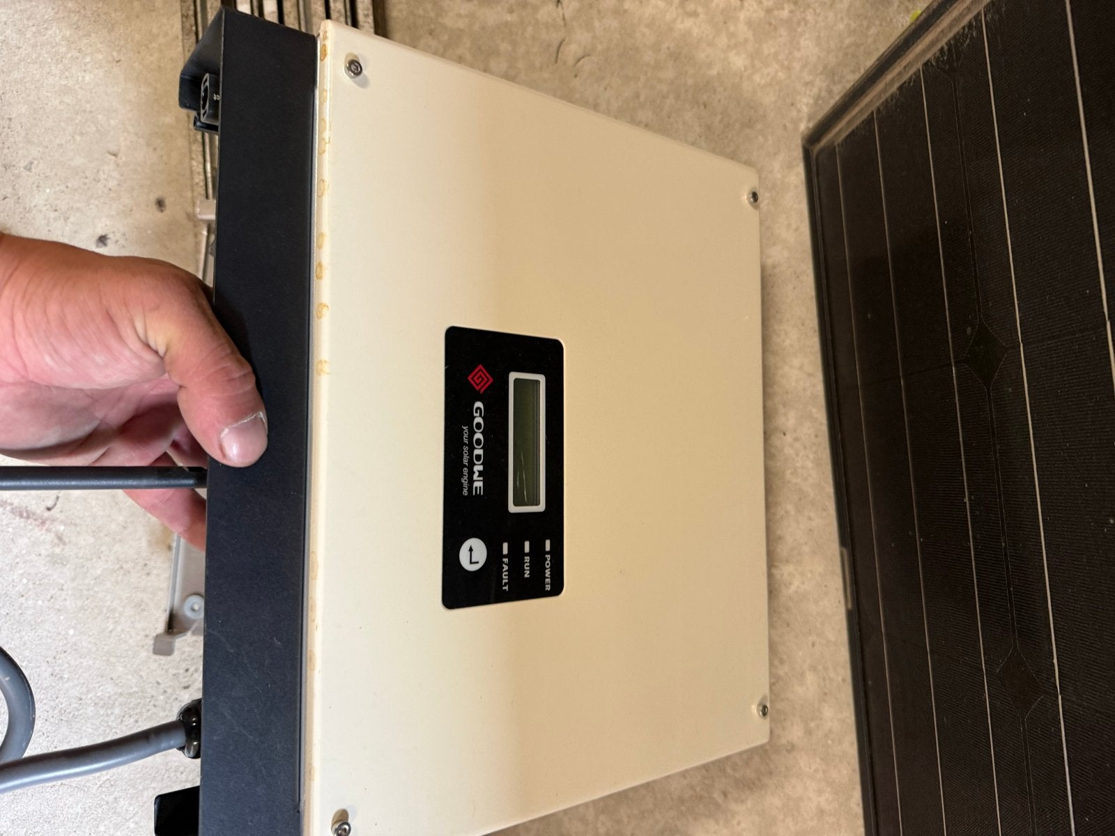 Zonnepanelen set met omvormer en montagemateriaal, Ophalen, Gebruikt, Compleet systeem, 200 wattpiek of meer