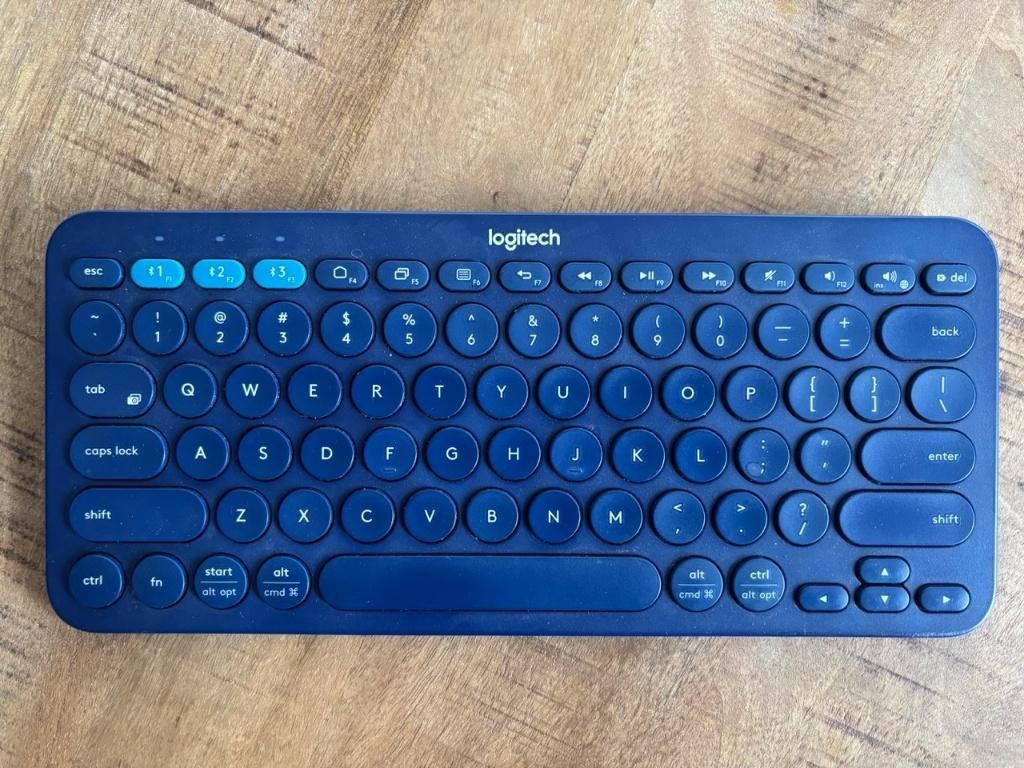 Logitech K380 bluetooth toetsenbord - compact en draadloos, Computers en Software, Toetsenborden, -, Logitech, -, Ophalen of Verzenden