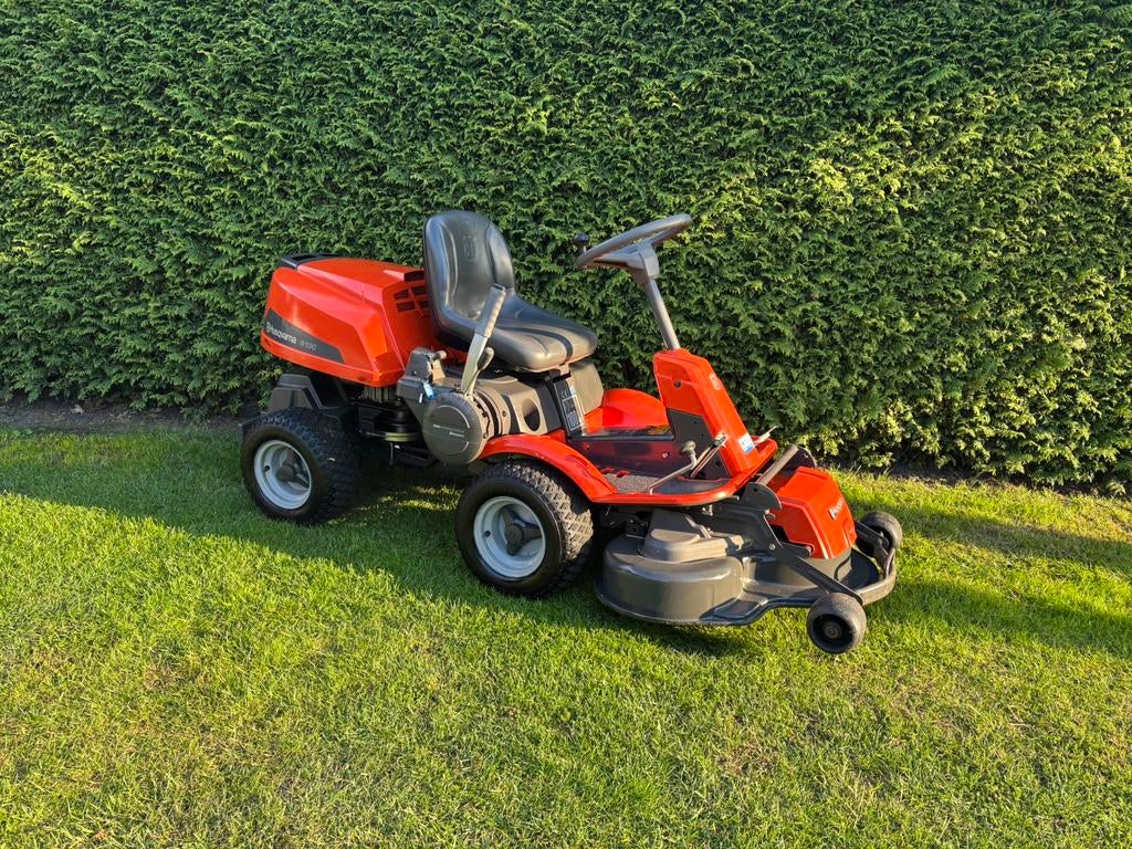 Zeer nette husqvarna r13c hydrostaat, Tuin en Terras, Ophalen, Gebruikt, H, H